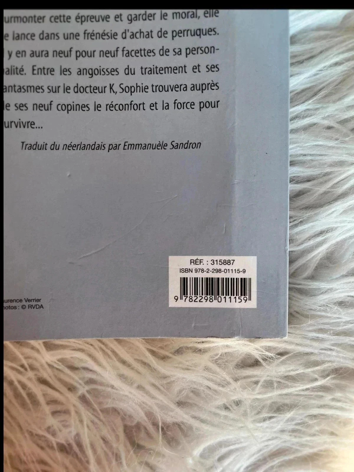 Livro A menina das nove perucas Sophie Van Der Stap – photo 4